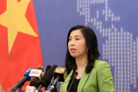 泰国曼谷著名购物商场酒店突发火灾 没有关于越南公民的信息