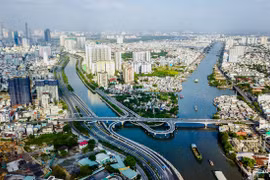 今年上半年胡志明市引进外资总额达逾30亿美元