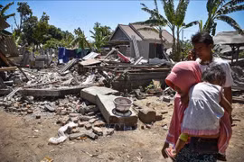 印度尼西亚为龙目岛地震灾后重建工作出力