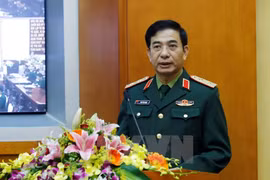 潘文江上将启程出席第八届莫斯科国际安全会议