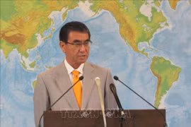 日本外务大臣强调维护东海上法律至上原则的必要性
