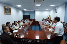 芹苴大学与中国文化研究中心展开合作