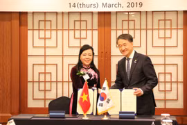 越南与韩国加强医疗卫生领域合作
