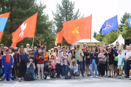 越南代表团在俄罗斯夏季外交运动会赢得两枚奖牌