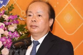 政府总理给予财政部副部长黄光海警告处分