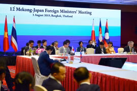  AMM-52：越南政府副总理兼外长范平明出席第12届湄公河-日本外长会议