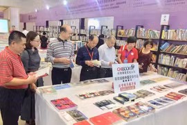越南公司将越南图书走进中国市场