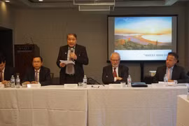 越南平定省人民委委员率团赴美寻求商机