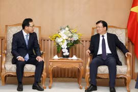 郑廷勇副总理会见韩国三星集团（越南）总裁