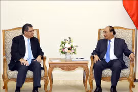 阮春福总理会见马来西亚外交部长赛夫丁 