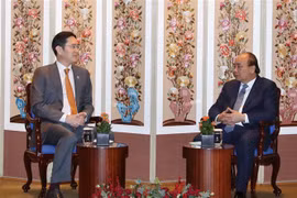 越南政府总理阮春福会见三星集团副总裁李在镕