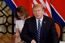 美朝领导人第二次会晤：美国总统强调将继续坚持朝鲜半岛无核化