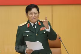越南高级军事代表团赴新加坡出席第18届香格里拉对话
