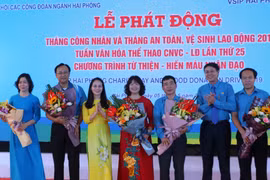 越南各地纷纷举行2019年工人月各项切实活动