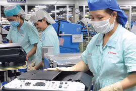 国际间接投资实现爆发式增长