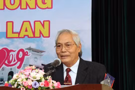 进一步促进胡志明市-老挝-泰国人民的友好关系