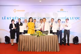 越航与太阳集团签署战略合作协议