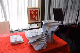 加拿大画家的胡志明主席主题画展在多伦多举行