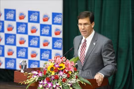 美国国防部长：支持各国在专属经济区开发资源的权利