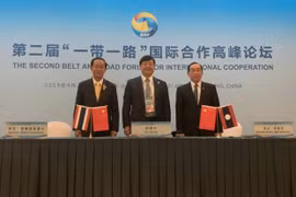 泰国与老挝签署铁路建设协议