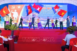 柬埔寨摆脱种族灭绝制度40周年：珍惜过去 保护革命成果