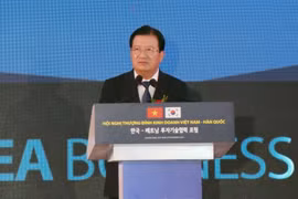 越南政府副总理郑廷勇：政府一直努力为外国投资商创造最为便利条件