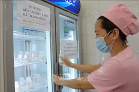 越南南方首个母乳银行正式成立投运