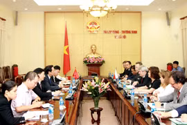加强越南与捷克劳务合作