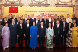 胡志明市举行国庆招待会