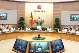 阮春福总理主持召开政府5月份例行会议