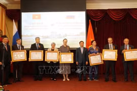 越南对俄罗斯专家在保护胡志明主席遗体方面所作出的贡献予以认可