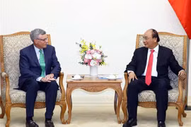 越南政府总理阮春福会见美国Visa集团首席执行官阿尔弗雷德·凯利