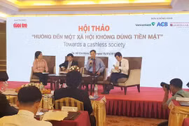 大力推广无现金支付 提高经济交易透明度 