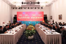  越南与柬埔寨政府专责委员会第十八次会议召开