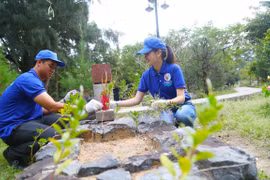 努力将昆岛发展成为特色的海岛生态旅游 