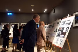 越侨和法国越南人协会运动100周年纪念典礼在法国举行