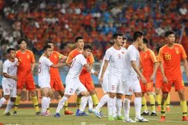 越南U22-中国U22友谊赛 2-0，进灵梅开二度 