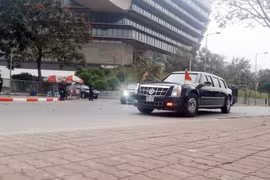 美朝领导人第二次会晤：特朗普登上“空军一号”启程回国