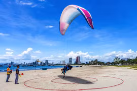 同奈省测站山被评为全国最理想的滑翔伞基地