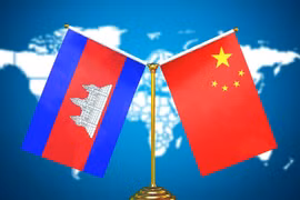 柬埔寨和中国促进防务合作