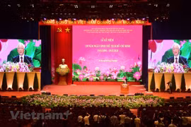 组图：胡志明主席诞辰130周年庆典在河内隆重举行