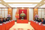 1月15日，越共中央总书记苏林在党中央驻地同中共中央总书记、中国国家主席习近平通电话。图自越通社