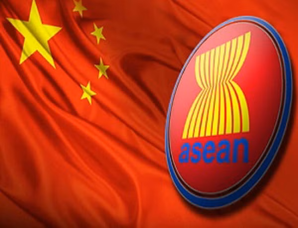 中国重视与东盟的经贸合作 ảnh 1