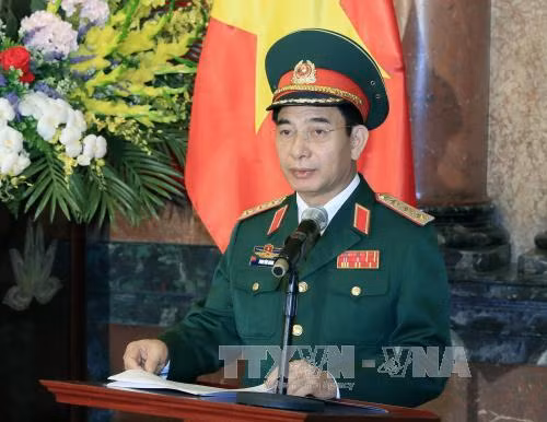 越南人民军总参谋长会见柬埔寨王家宪兵副司令 ảnh 1