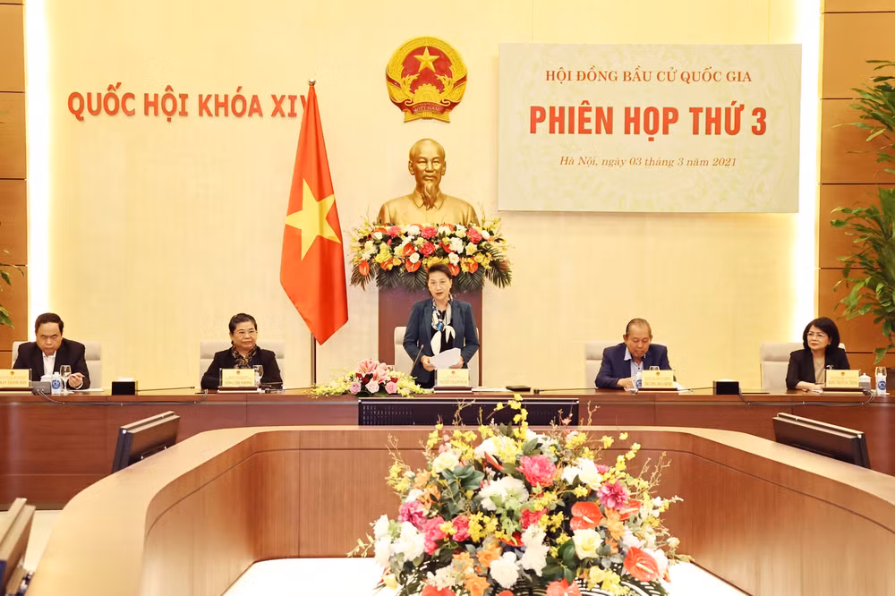 越南国会主席阮氏金银主持国家选举委员会第三次会议 ảnh 1 越南国会主席阮氏金银主持国家选举委员会第三次会议 ảnh 1