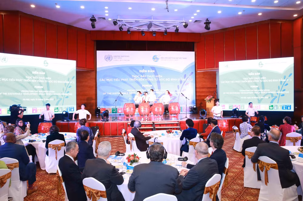 从性别平等角度促进实现可持续发展目标 ảnh 1