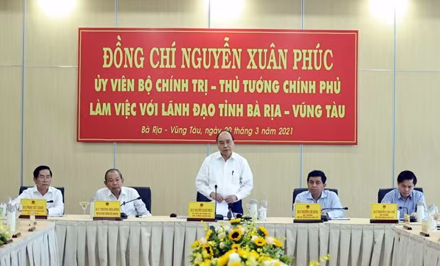 阮春福总理：到2030年将盖梅—布市建设成为地区的重点港口 ảnh 2