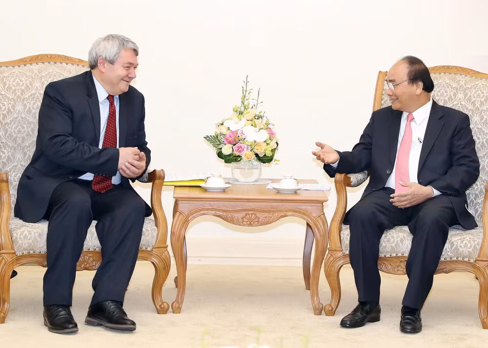 越南政府总理阮春福会见捷克众议院副议长沃伊捷赫 • 菲利普 ảnh 1