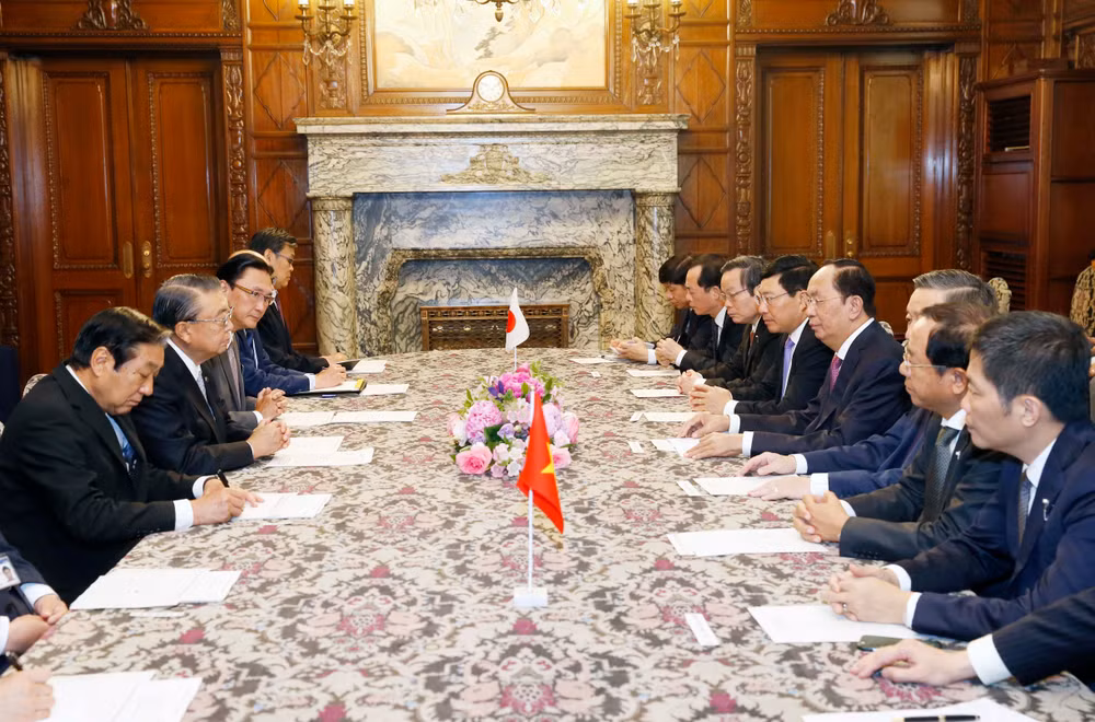 国家主席陈大光会见日本国会众议院议员古屋圭司 ảnh 2