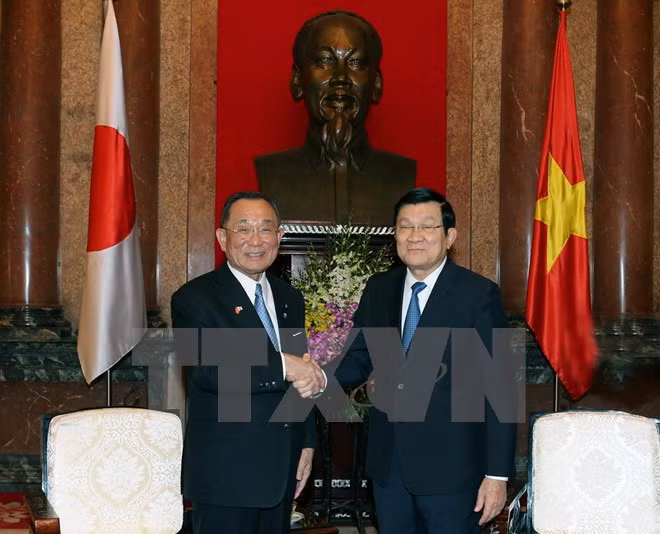 越南国家主席张晋创会见日本参议院议长山崎正昭 ảnh 1 越南国家主席张晋创会见日本参议院议长山崎正昭 ảnh 1